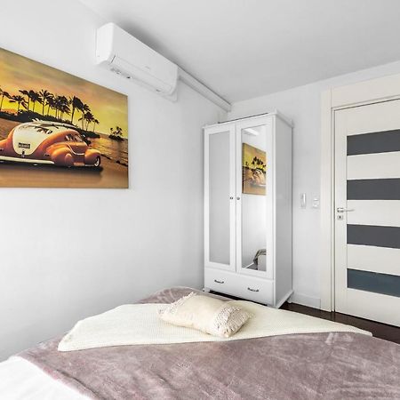 23Rd Floor 3Br Apt With Views Of Warszawa Exteriör bild